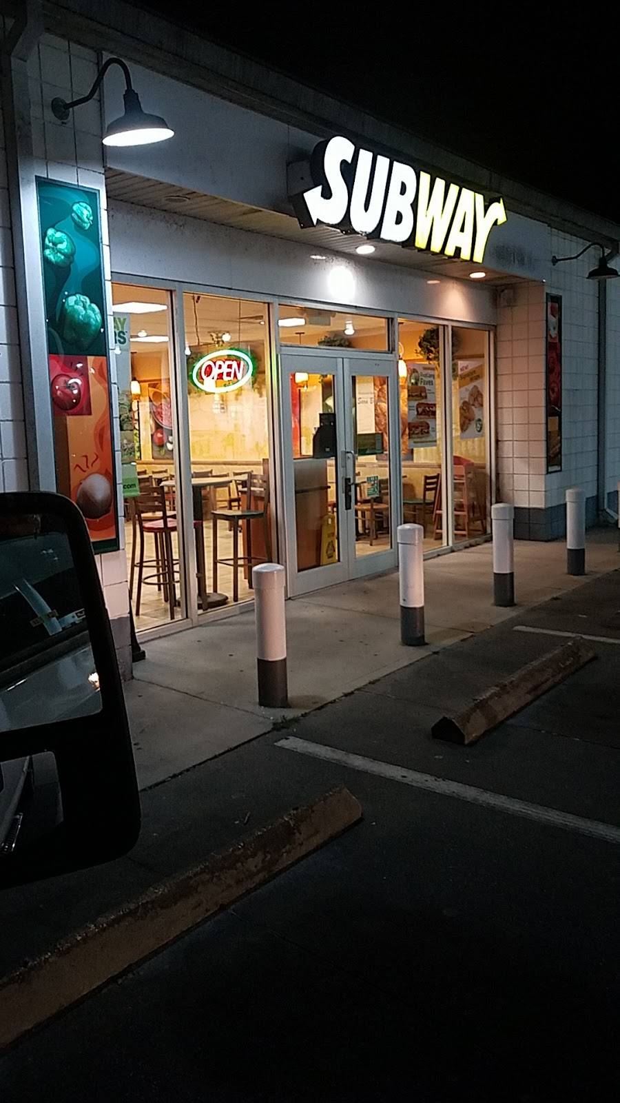 Subway | restaurant | 3120 N Courtenay Pkwy B, Merritt Island, FL 32953, USA | 3214490808 OR +1 321-449-0808