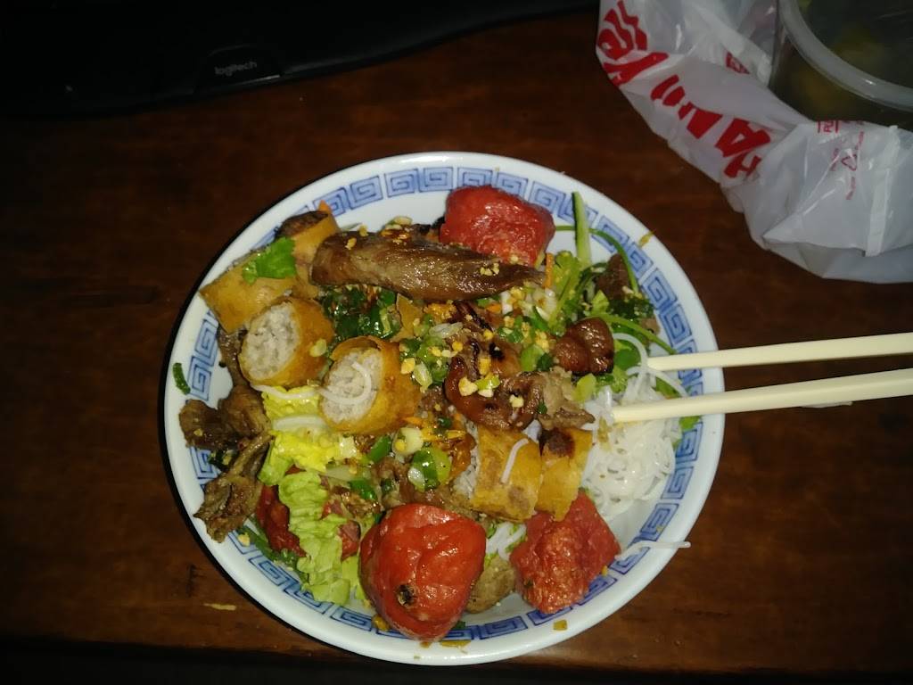 Thanh Huong Sandwich | meal takeaway | 2593 Senter Rd, San Jose, CA 95111, USA | 4082970595 OR +1 408-297-0595