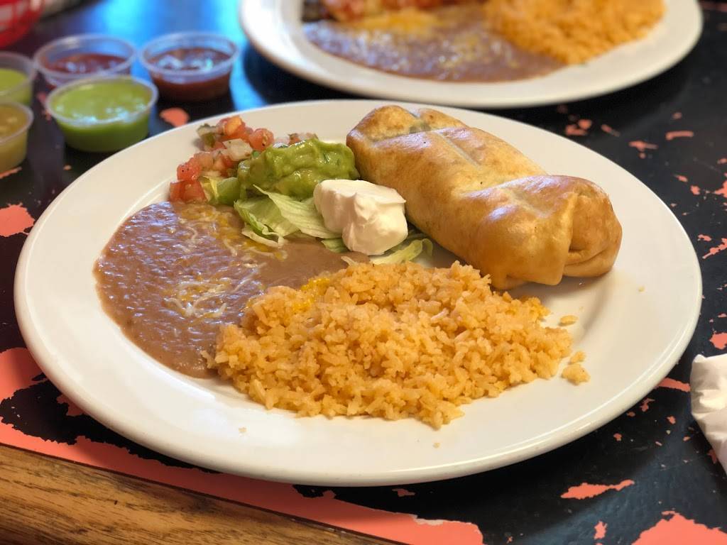 Aguacateros Restaurant and Taqueria | restaurant | 24020 104th Ave SE, Kent, WA 98031, USA | 2538542148 OR +1 253-854-2148