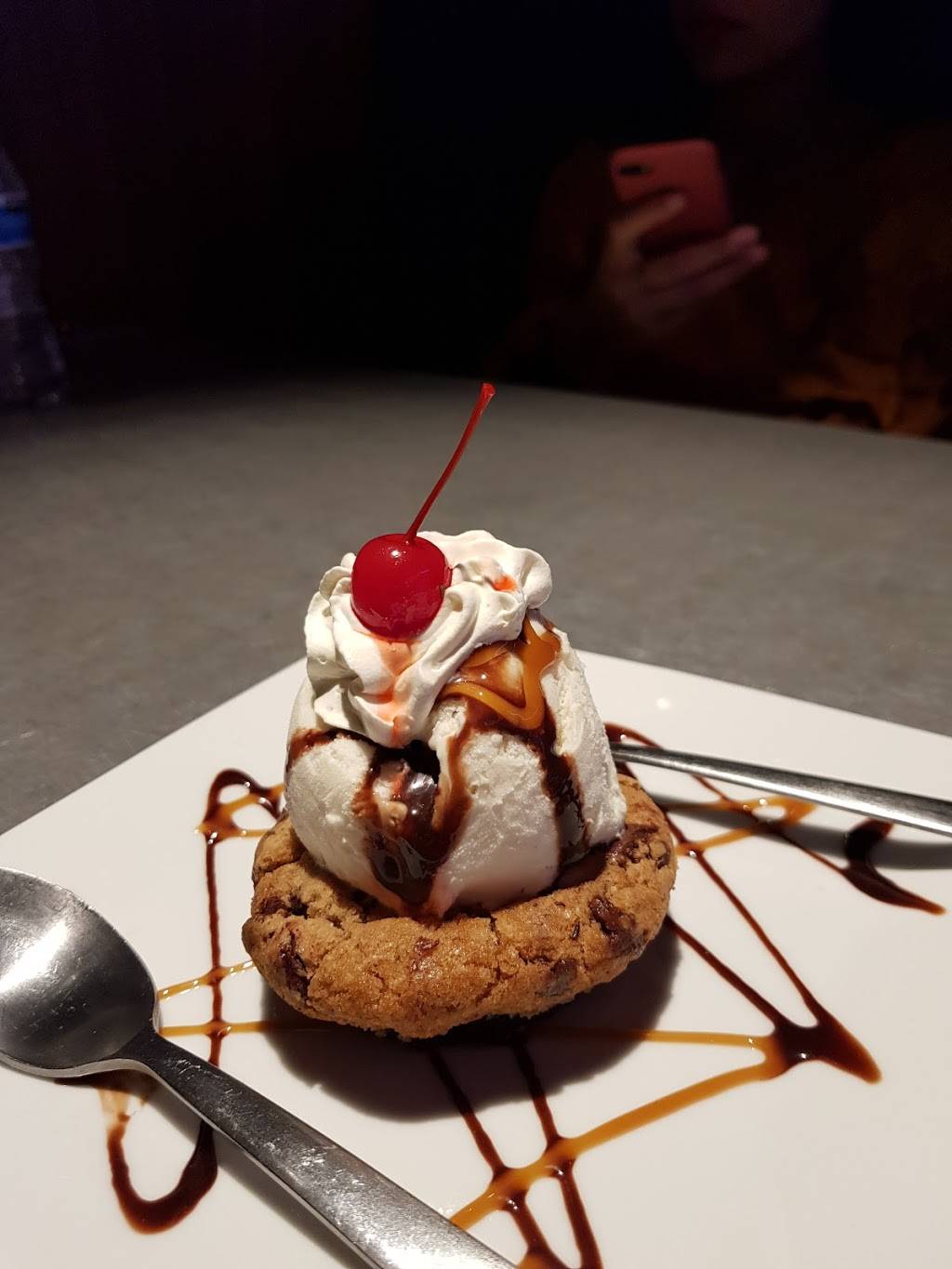 Dave & Busters | restaurant | 6801 Hollywood Blvd #343, Los Angeles, CA 90028, USA | 3236032400 OR +1 323-603-2400