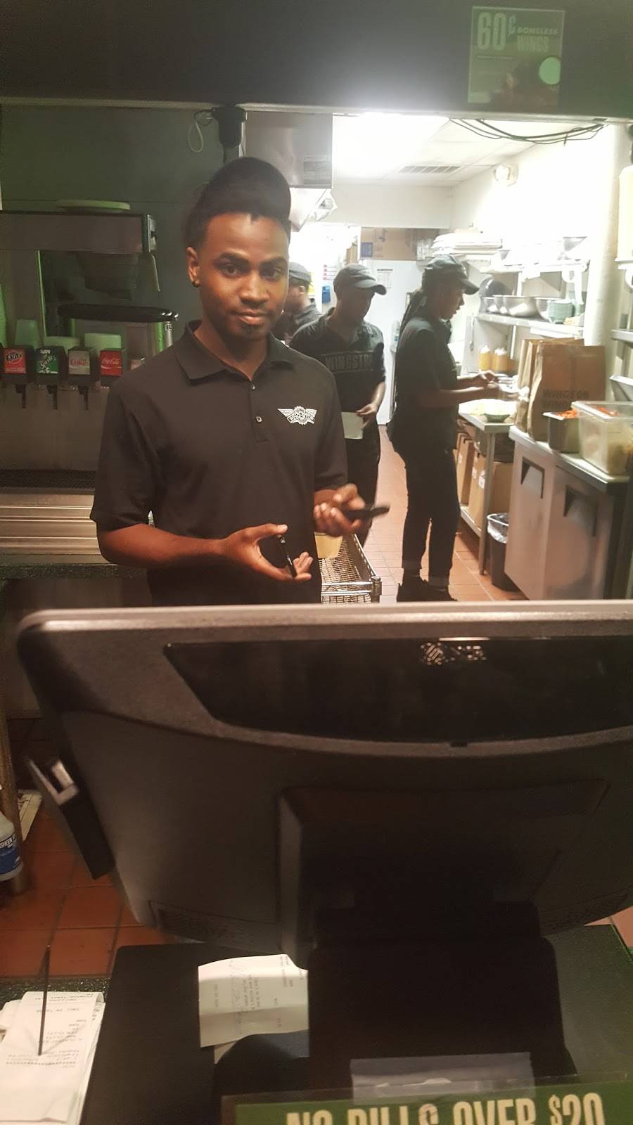 Wingstop | restaurant | 12620 Woodforest Blvd #470, Houston, TX 77015, USA | 7134535200 OR +1 713-453-5200