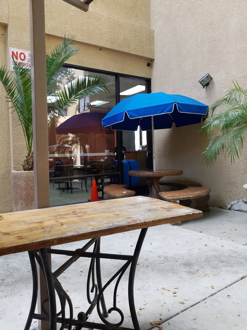 Taqueria Los Primos | restaurant | 18267 Soledad Canyon Rd, Canyon Country, CA 91387, USA | 6612518882 OR +1 661-251-8882