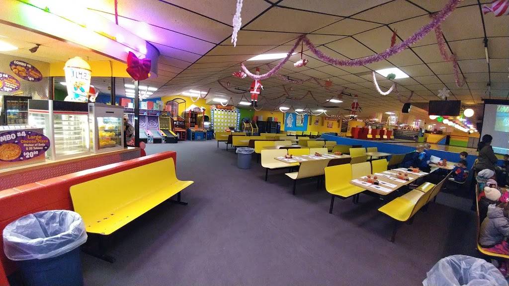 United Skates of America | cafe | 30325 Palisades Pkwy, Wickliffe, OH 44092, USA | 4409445301 OR +1 440-944-5301