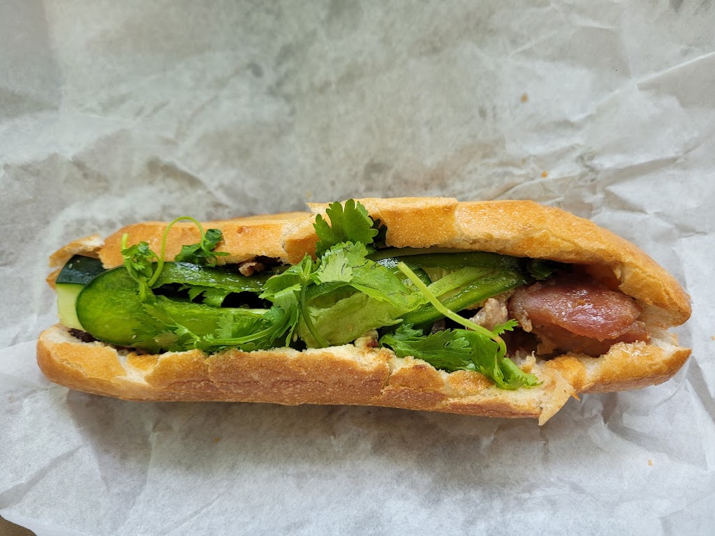 Bach Lac Bakery and Boba | restaurant | 260 Ave A SW, Winter Haven, FL 33880, USA | 8632295507 OR +1 863-229-5507