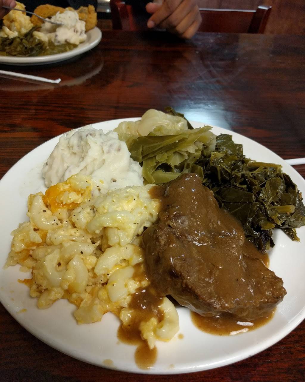 Royalty Caribbean & Soul Food Catering Co. | restaurant | 3205 Stamford Rd, Portsmouth, VA 23703, USA | 7576062612 OR +1 757-606-2612