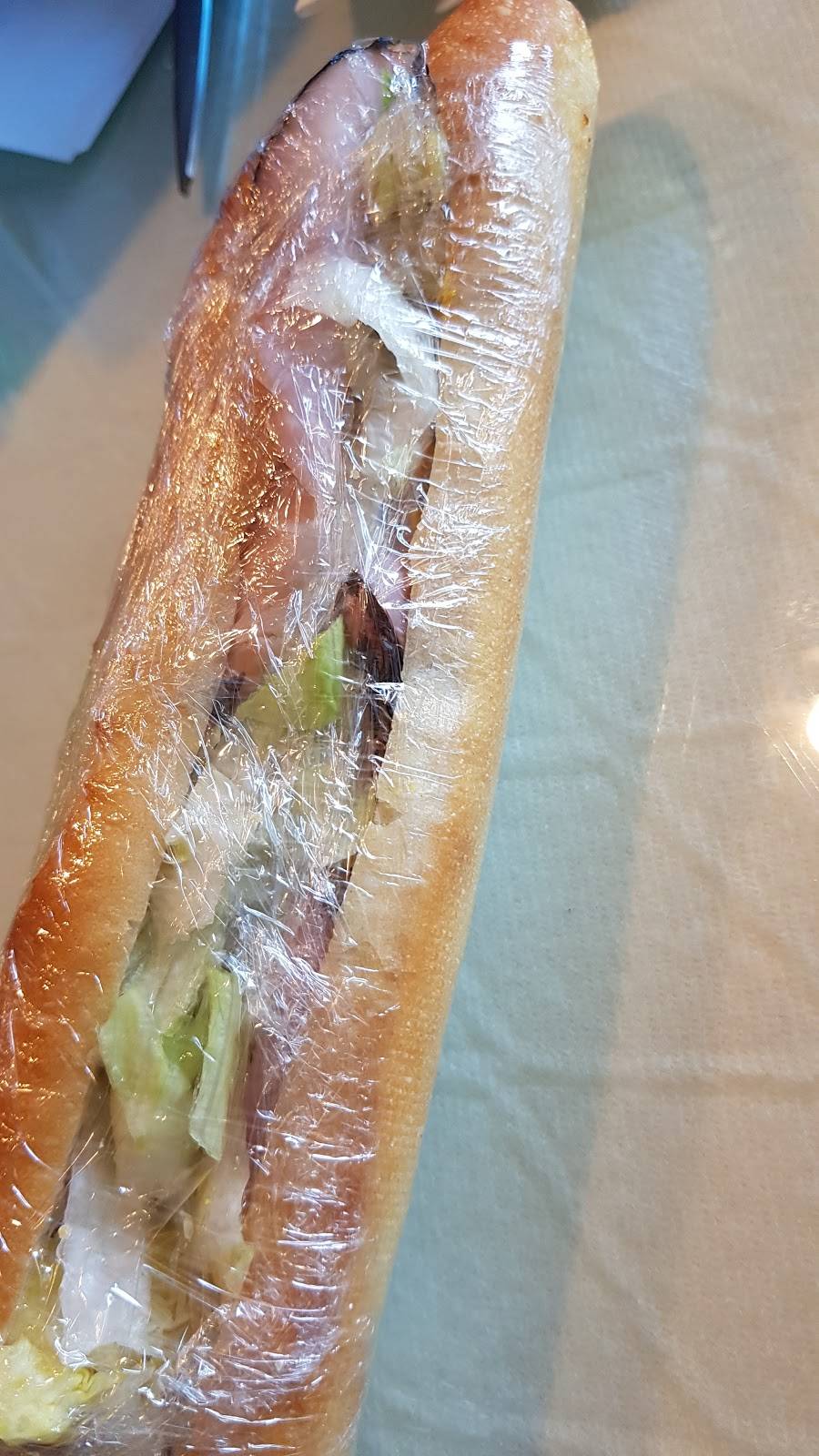 Super Sandwich | meal takeaway | 1115 Rue Sherbrooke Ouest, Montréal, QC H3A 1H3, Canada | 5148421560 OR +1 514-842-1560