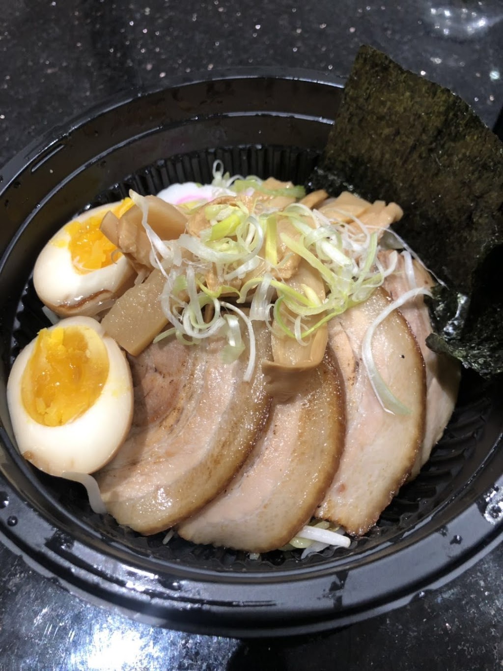 Sushi and Poke | restaurant | 1310 South St, Philadelphia, PA 19147, USA | 2157328888 OR +1 215-732-8888