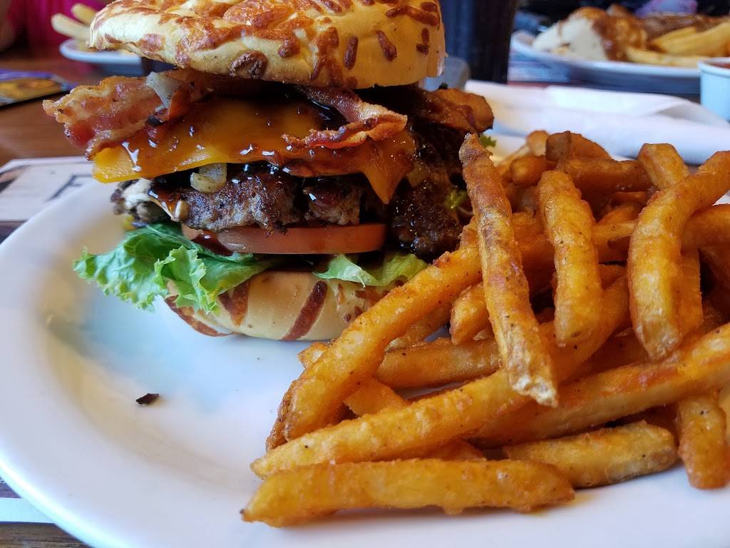 Dennys | restaurant | 8425 San Ysidro Ave, Gilroy, CA 95020, USA | 4088427678 OR +1 408-842-7678