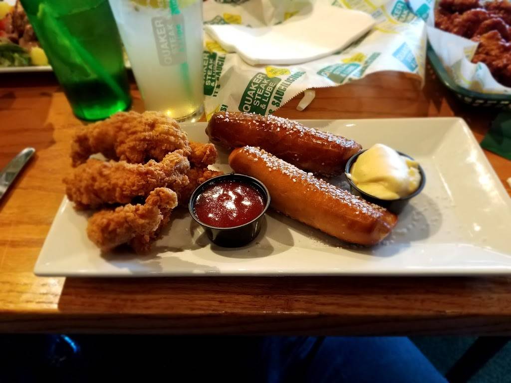 Quaker Steak & Lube | restaurant | 2191 Millennium Blvd, Cortland, OH 44410, USA | 3303729464 OR +1 330-372-9464