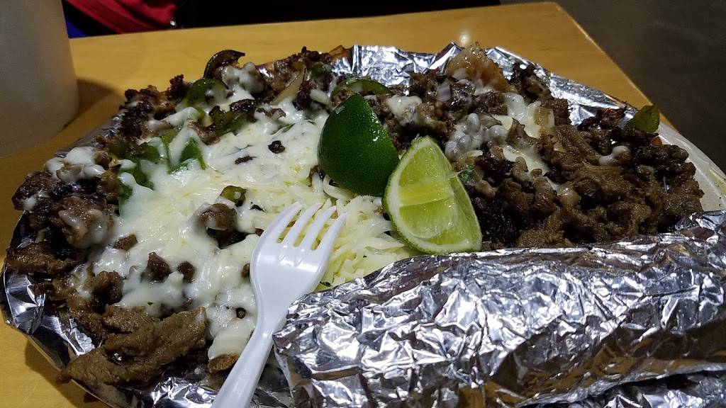 Tacos La Banqueta Puro DF | restaurant | 3300 K Ave, Plano, TX 75074, USA | 2142999644 OR +1 214-299-9644