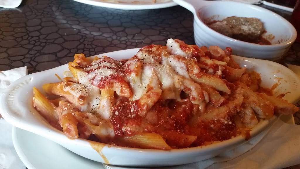 Francescos Pizzeria | restaurant | 617 W Liberty St, Hubbard, OH 44425, USA | 3305348811 OR +1 330-534-8811