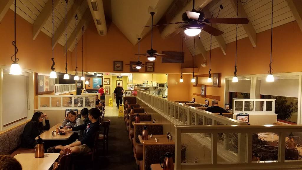 IHOP | restaurant | 8049 Clayton Rd, St. Louis, MO 63117, USA | 3147258798 OR +1 314-725-8798