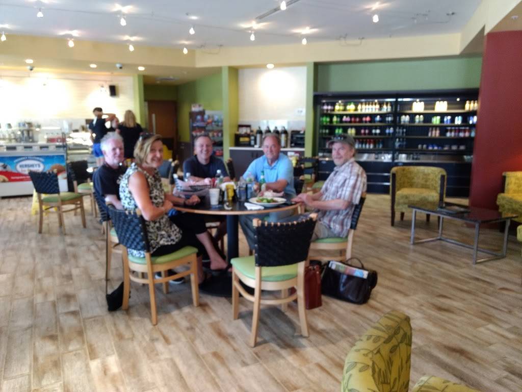 Clubhouse Grill | restaurant | 230 Main Lodge Rd, Davis, WV 26260, USA | 3048664121 OR +1 304-866-4121