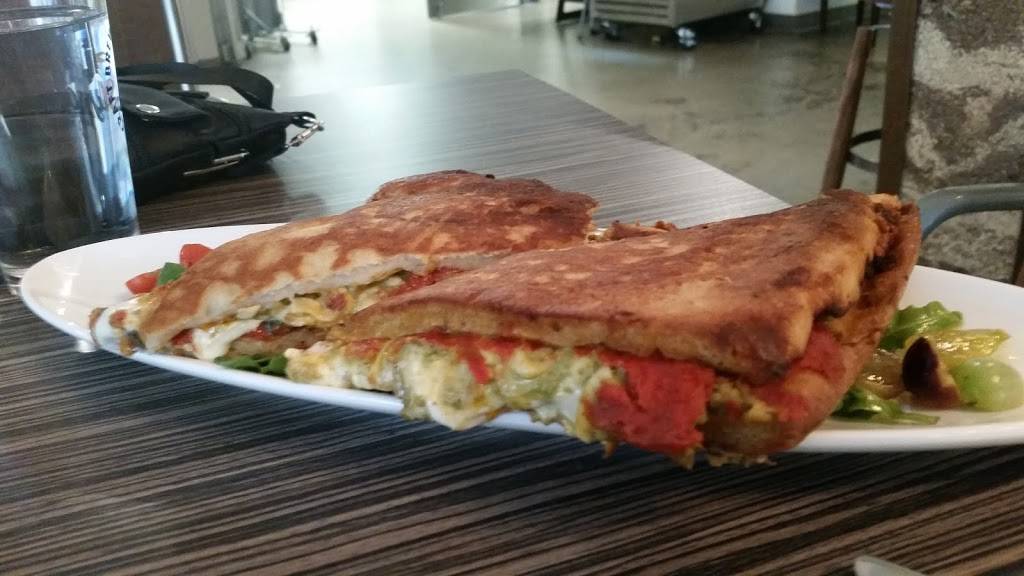 Belly Kitchen & Drinkery | restaurant | 201 Washington St, Reading, PA 19601, USA | 6103744600 OR +1 610-374-4600