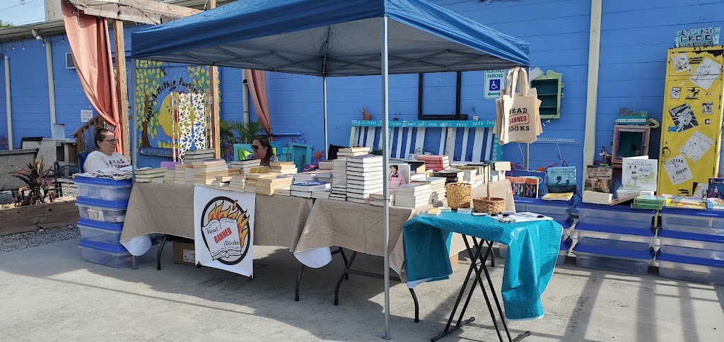 mother puckers | restaurant | 125 S Tropical Trail, Merritt Island, FL 32952, USA | 3218480062 OR +1 321-848-0062