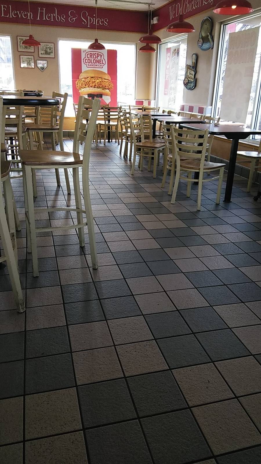 A&W Restaurant | restaurant | 1475 S Lake Park Ave, Hobart, IN 46342, USA | 2199423433 OR +1 219-942-3433