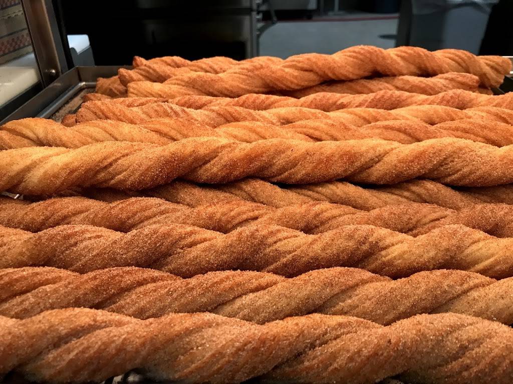 Costco Food Court | meal takeaway | 14390 Chantilly Crossing Ln, Chantilly, VA 20151, USA | 7038855544 OR +1 703-885-5544