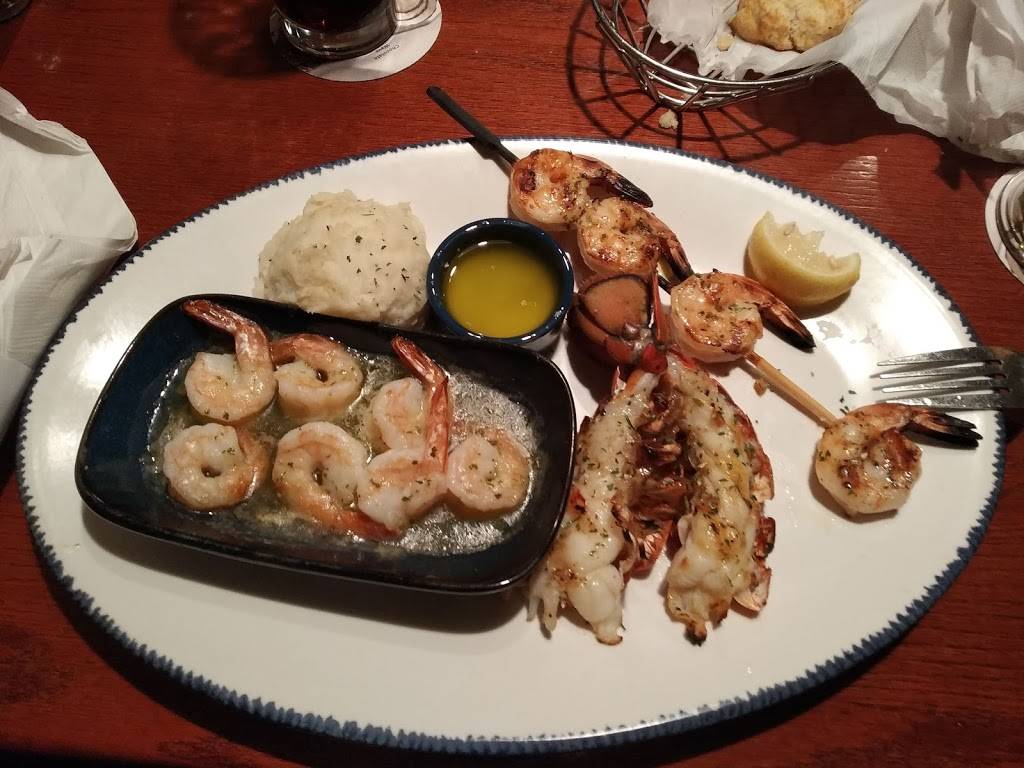 Red Lobster | restaurant | 6575 Tecumseh Rd E, Windsor, ON N8T 1E7, Canada | 5199487677 OR +1 519-948-7677