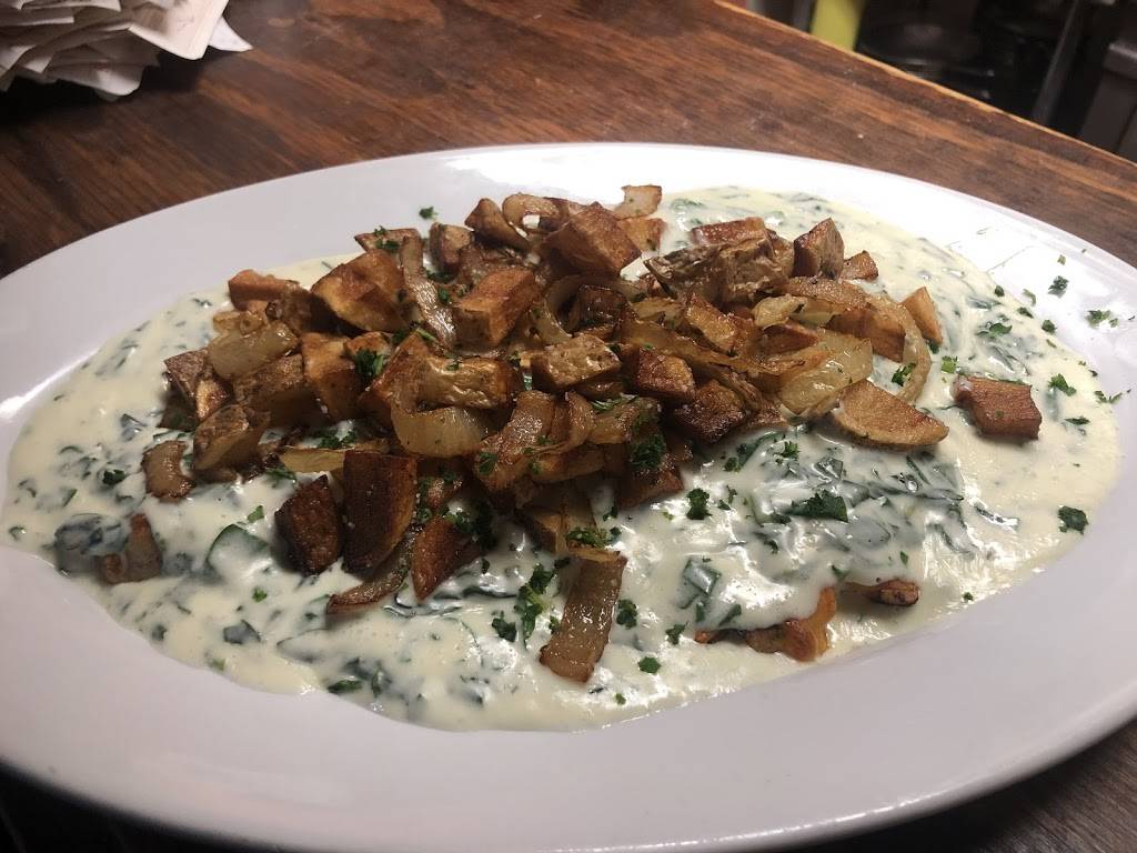 Tonys Italian Restaurant | restaurant | 1191 Rte 9W, Marlboro, NY 12542, USA | 8452369658 OR +1 845-236-9658