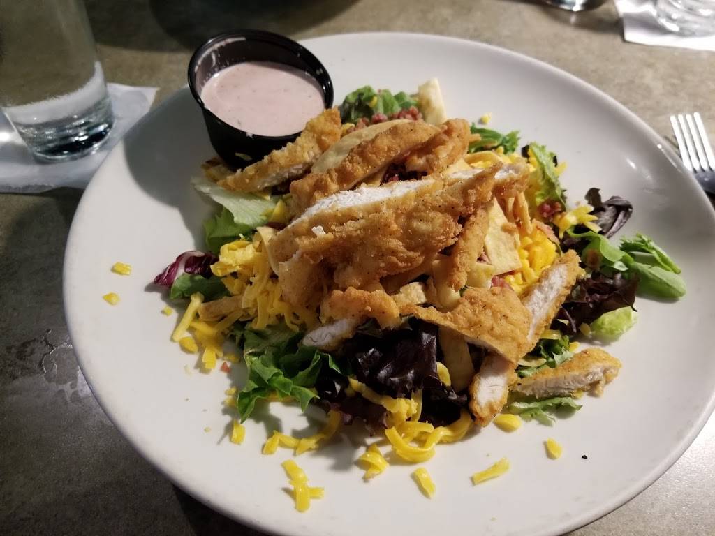 Uccellos Ristorante- Caledonia | restaurant | 8256 Broadmoor Ave SE, Caledonia, MI 49316, USA | 6168911100 OR +1 616-891-1100