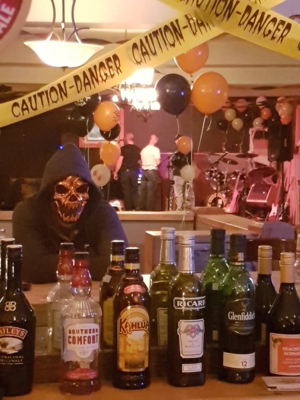 Brennans Hill Restaurant/Bar | restaurant | 133 Route 105, Low, QC J0X 2C0, Canada | 8194223462 OR +1 819-422-3462