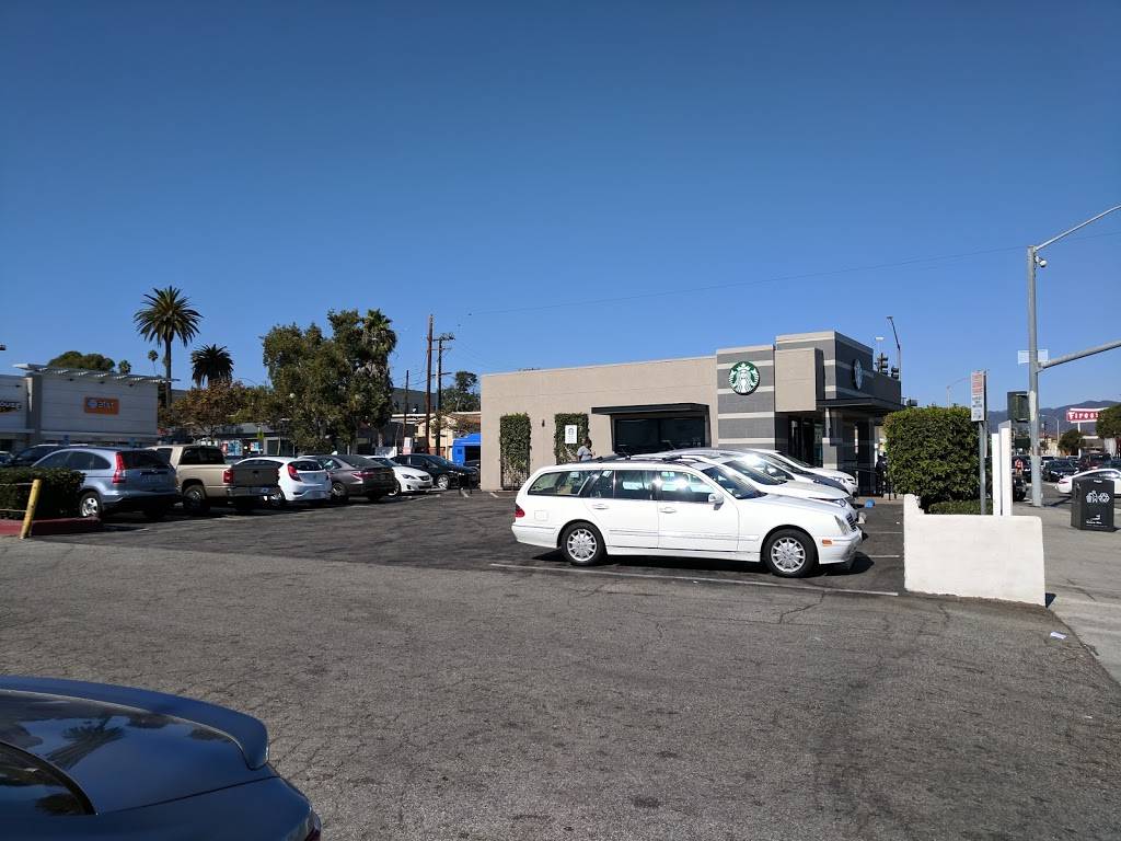 Starbucks | cafe | 1900 Lincoln Blvd, Santa Monica, CA 90405, USA | 3106647049 OR +1 310-664-7049