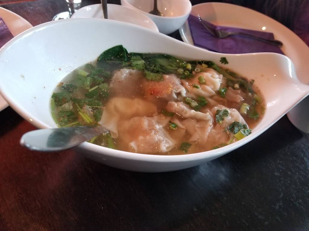 Sing Tong Thai Cuisine | restaurant | 4605 NE 4th St #1-2, Renton, WA 98059, USA | 4255244910 OR +1 425-524-4910