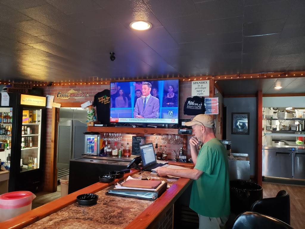 Mooneys Sunset Bar & Grill | restaurant | 320 Lake Front St, Disney, OK 74340, USA | 9184355200 OR +1 918-435-5200