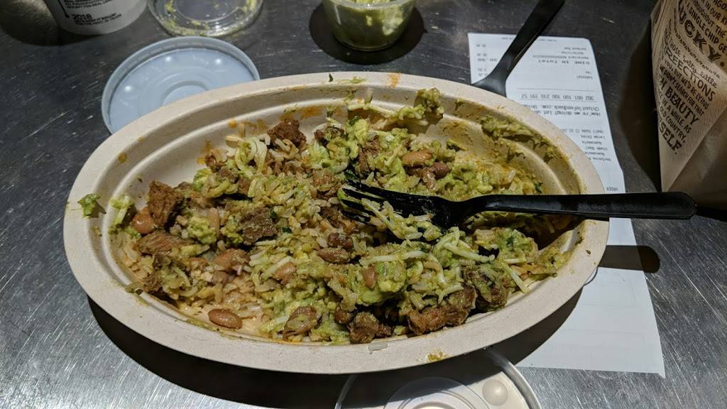 Chipotle Mexican Grill | restaurant | 10385 S De Anza Blvd, Cupertino, CA 95014, USA | 4082525421 OR +1 408-252-5421