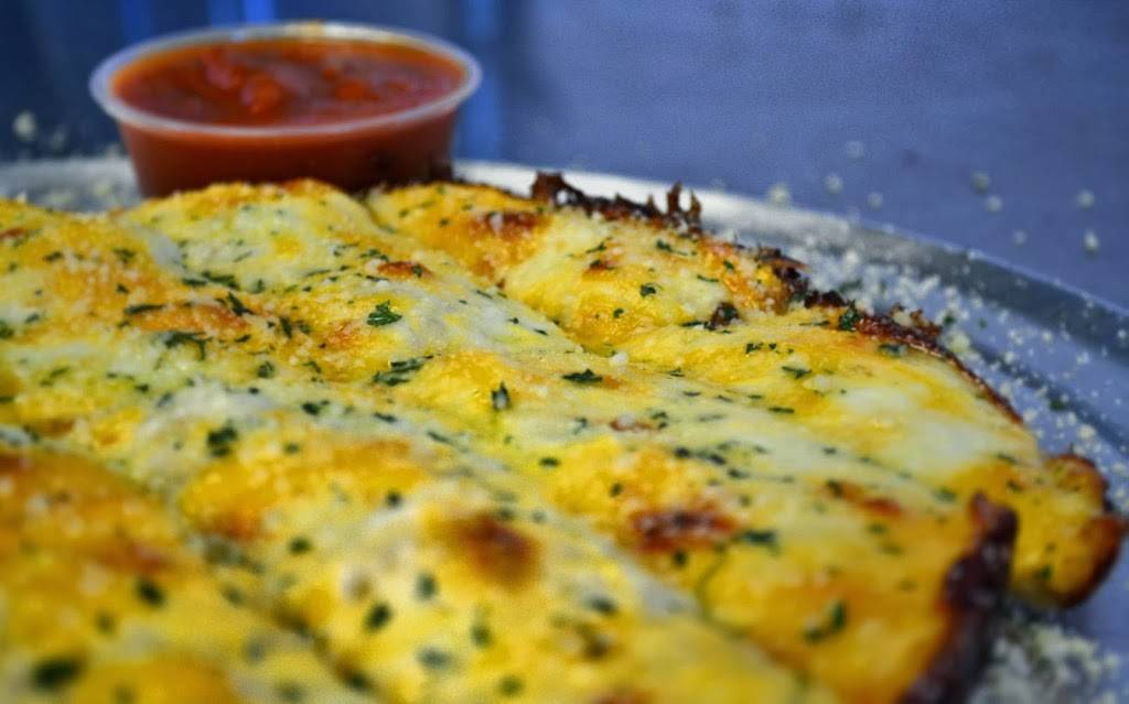 Famularis Pizzeria Oakbrook | meal takeaway | 1704 Old Trolley Rd, Summerville, SC 29485, USA | 8438322222 OR +1 843-832-2222