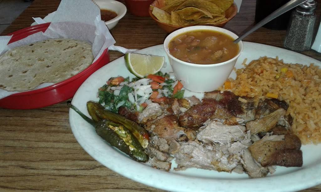 Mi parrillada | restaurant | 5902 S Flores St, San Antonio, TX 78214, USA | 2109221858 OR +1 210-922-1858