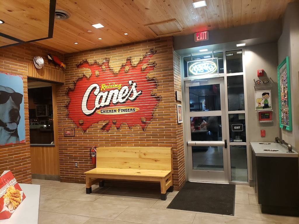 Raising Canes Chicken Fingers | meal takeaway | 223 S Euclid St, Anaheim, CA 92802, USA | 7147760121 OR +1 714-776-0121