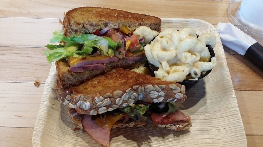 Spliffs Gastropub | restaurant | 15 Ocean St, Jacksonville, FL 32202, USA | 9048445000 OR +1 904-844-5000