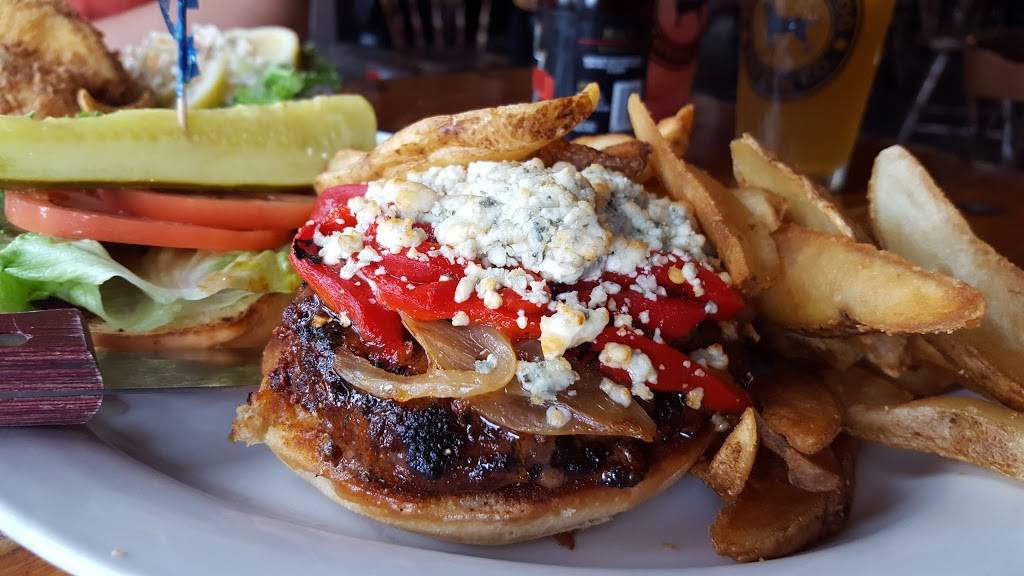 The Black Dog Tavern | restaurant | 20 Beach Street Extension, Vineyard Haven, MA 02568, USA | 5086939223 OR +1 508-693-9223