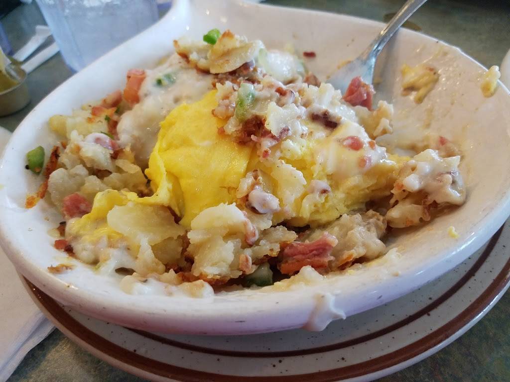 Four Seasons Diner | restaurant | 1935 Shadeland Ave, Indianapolis, IN 46219, USA | 3173750520 OR +1 317-375-0520