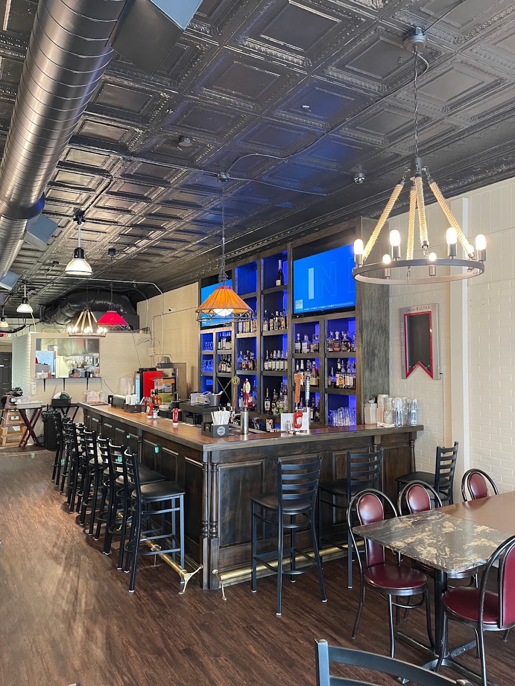 New Castle Tavern | restaurant | 18 S Main St, New Castle, KY 40050, USA | 5025180057 OR +1 502-518-0057