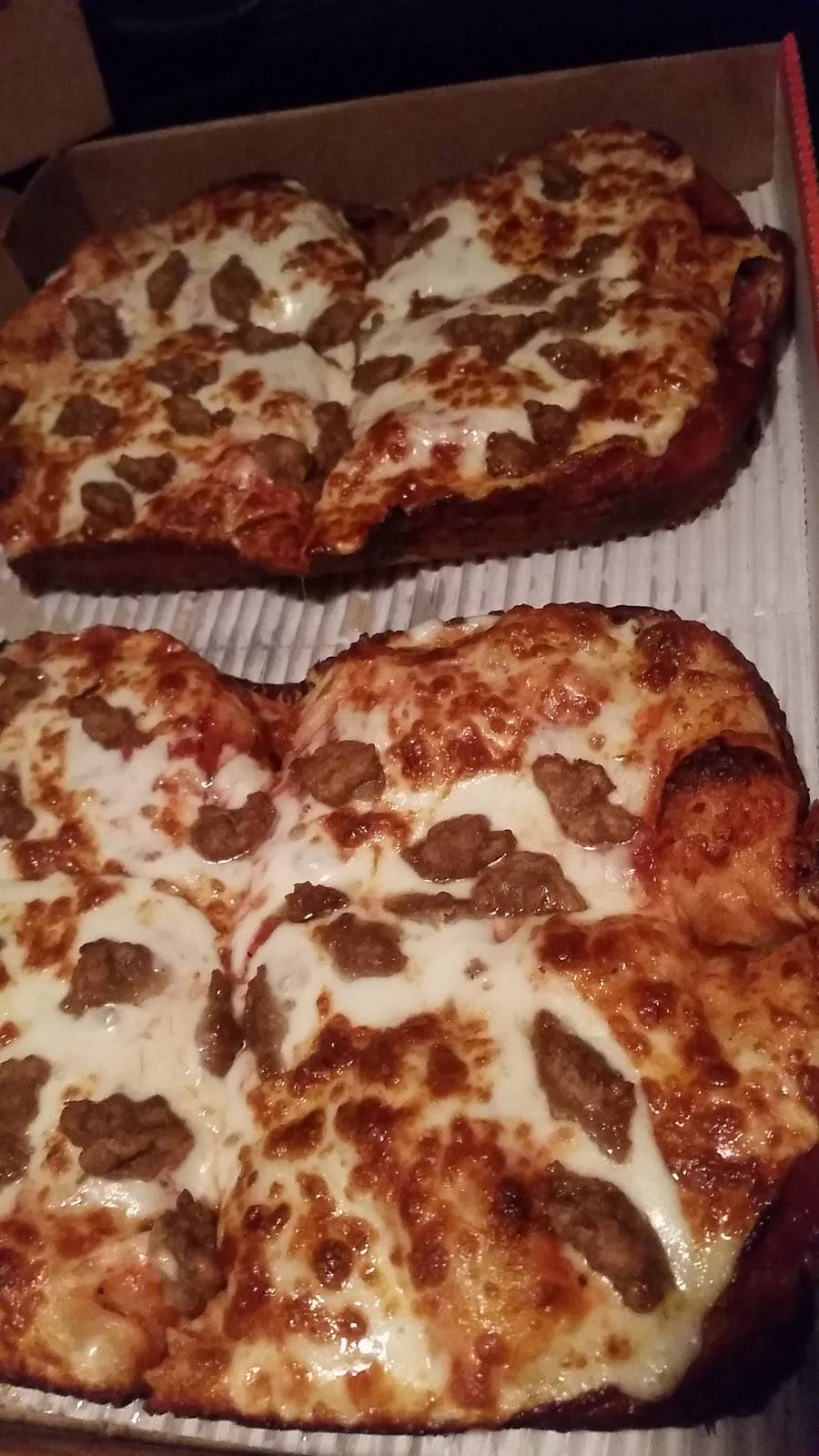 Little Caesars Pizza | meal delivery | 1050 W Frontage Dr, Wiggins, MS 39577, USA | 6019285522 OR +1 601-928-5522