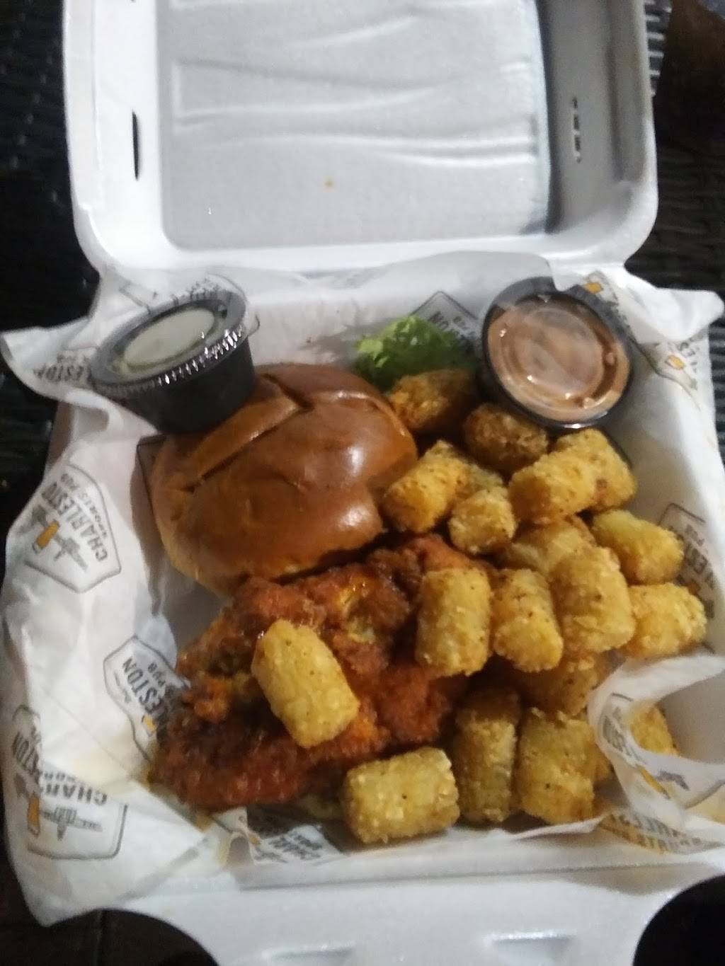 Charleston Sports Pub | restaurant | 792 Folly Rd, Charleston, SC 29412, USA | 8432033319 OR +1 843-203-3319