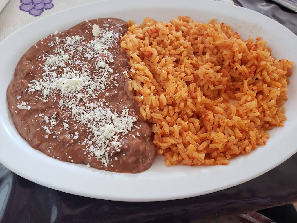 Marinas Restaurant | restaurant | 2267 Northgate Blvd, Sacramento, CA 95833, USA | 9169297460 OR +1 916-929-7460