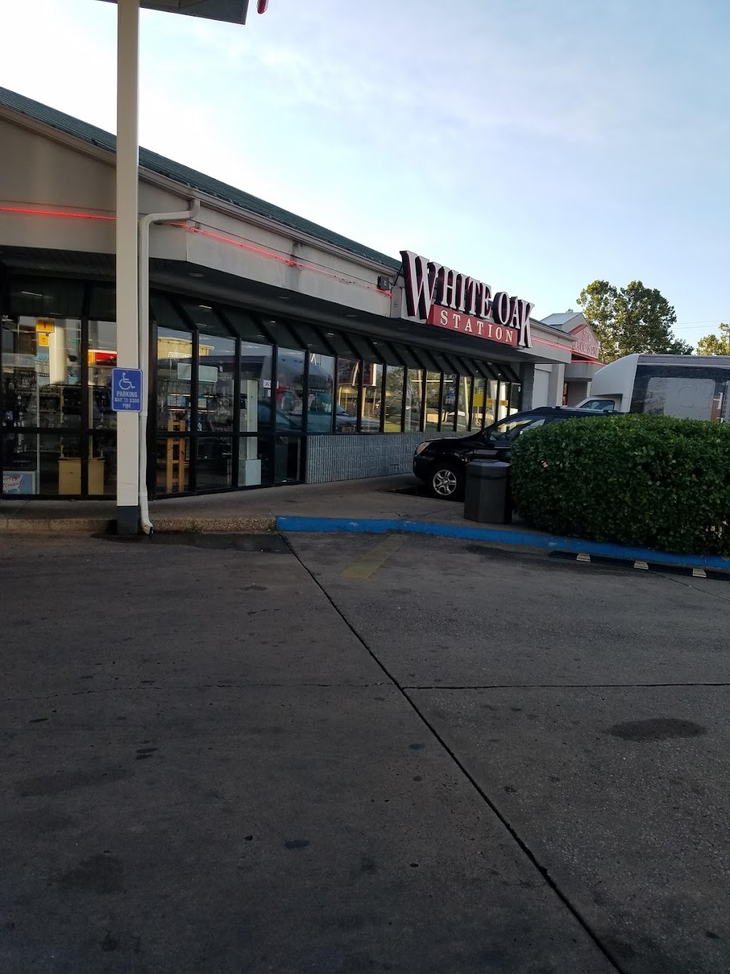 Shell | restaurant | 3200 Green Mountain Dr, Branson, MO 65616, USA | 4173353914 OR +1 417-335-3914