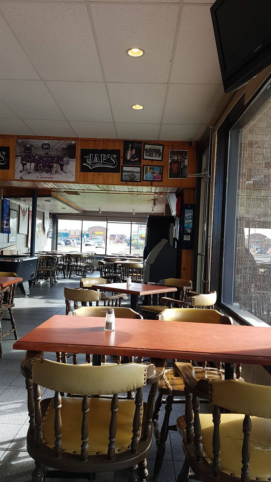 Bar Elisabeth | restaurant | 965 Boulevard Taschereau, La Prairie, QC J5R 1W7, Canada | 4506596497 OR +1 450-659-6497