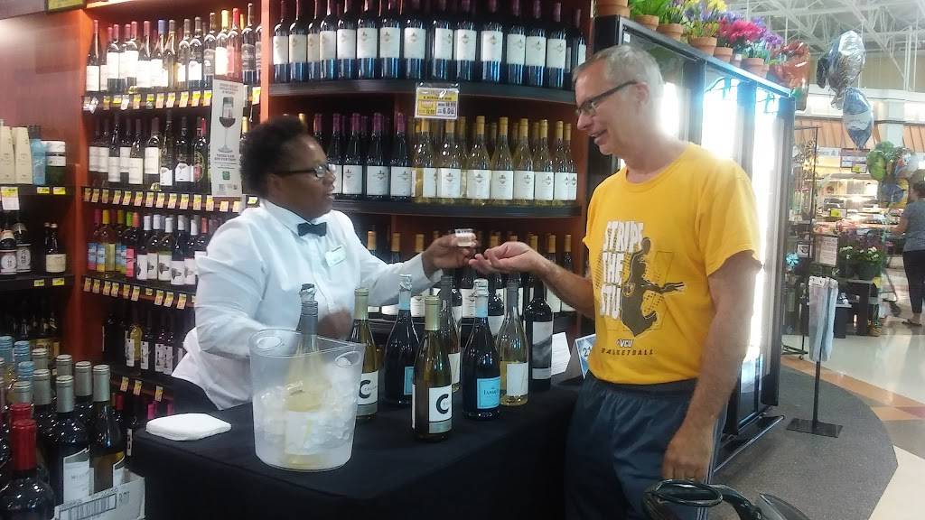 Harris Crossing | shopping mall | 13686 Capital Blvd, Wake Forest, NC 27587, USA | 9198314900 OR +1 919-831-4900