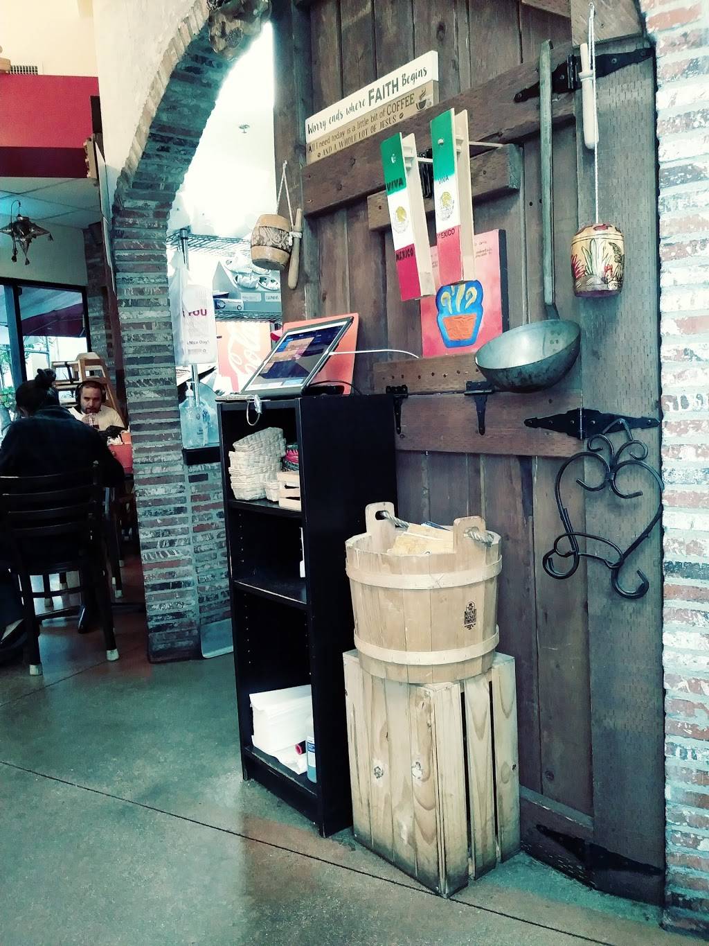 Potzoldencano | restaurant | 1003 S Bristol St, Santa Ana, CA 92707, USA | 7146640558 OR +1 714-664-0558