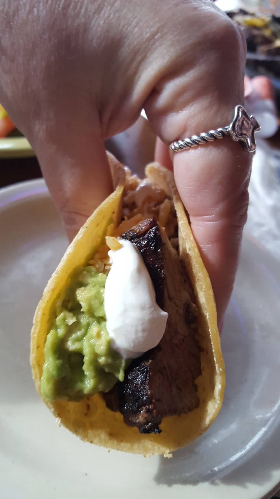 Angelinas | restaurant | 4851 Main St, The Colony, TX 75056, USA | 9726255372 OR +1 972-625-5372