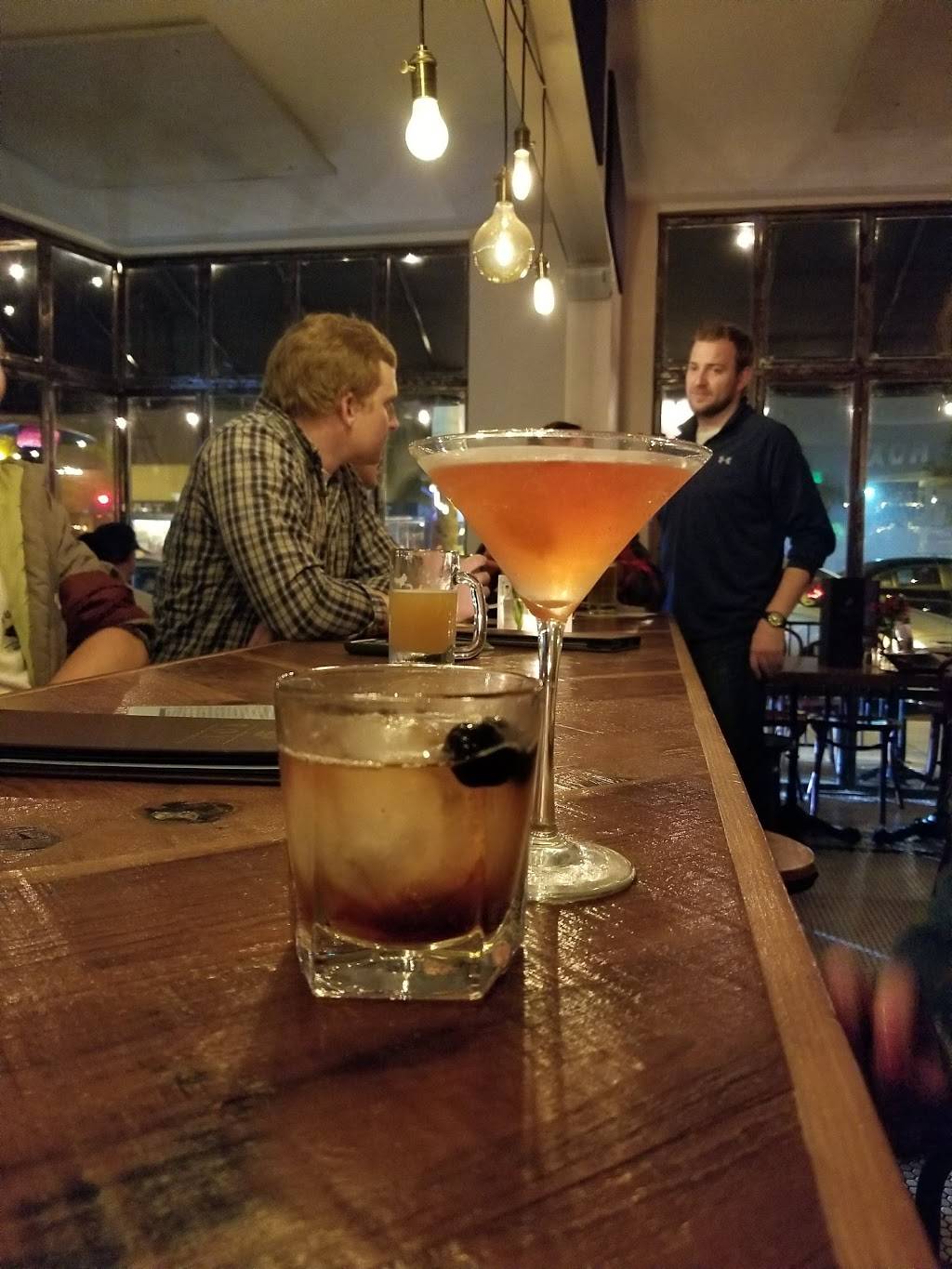 The Roxy Encinitas | restaurant | 517 S Coast Hwy 101, Encinitas, CA 92024, USA | 7602302899 OR +1 760-230-2899