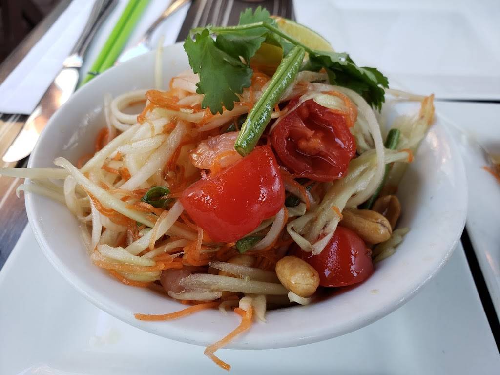 Restaurant Une nuit à Bangkok | restaurant | 5076 Rue de Bellechasse, Montréal, QC H1T 2A2, Canada | 5145435444 OR +1 514-543-5444