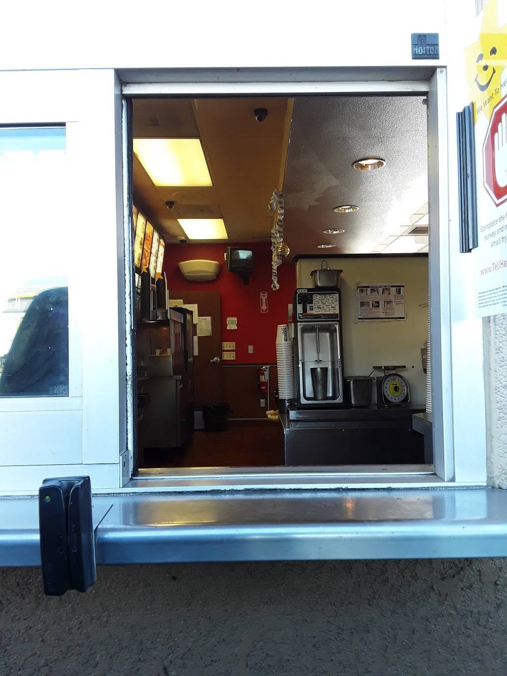 Carls Jr. | restaurant | 18976 Brookhurst St, Fountain Valley, CA 92708, USA | 7149650324 OR +1 714-965-0324