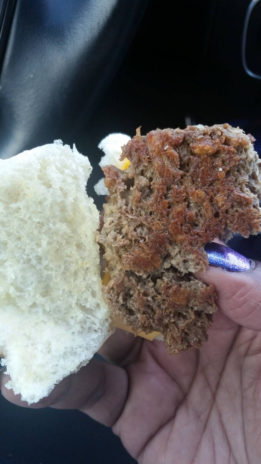 White Castle | restaurant | 6517 Calumet Ave, Hammond, IN 46324, USA | 2199334902 OR +1 219-933-4902