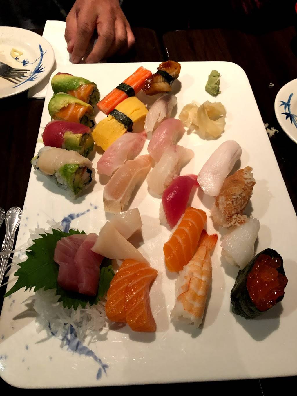 Masa Sushi Lounge | restaurant | 828 S Oyster Bay Rd, Hicksville, NY 11801, USA | 5166050655 OR +1 516-605-0655