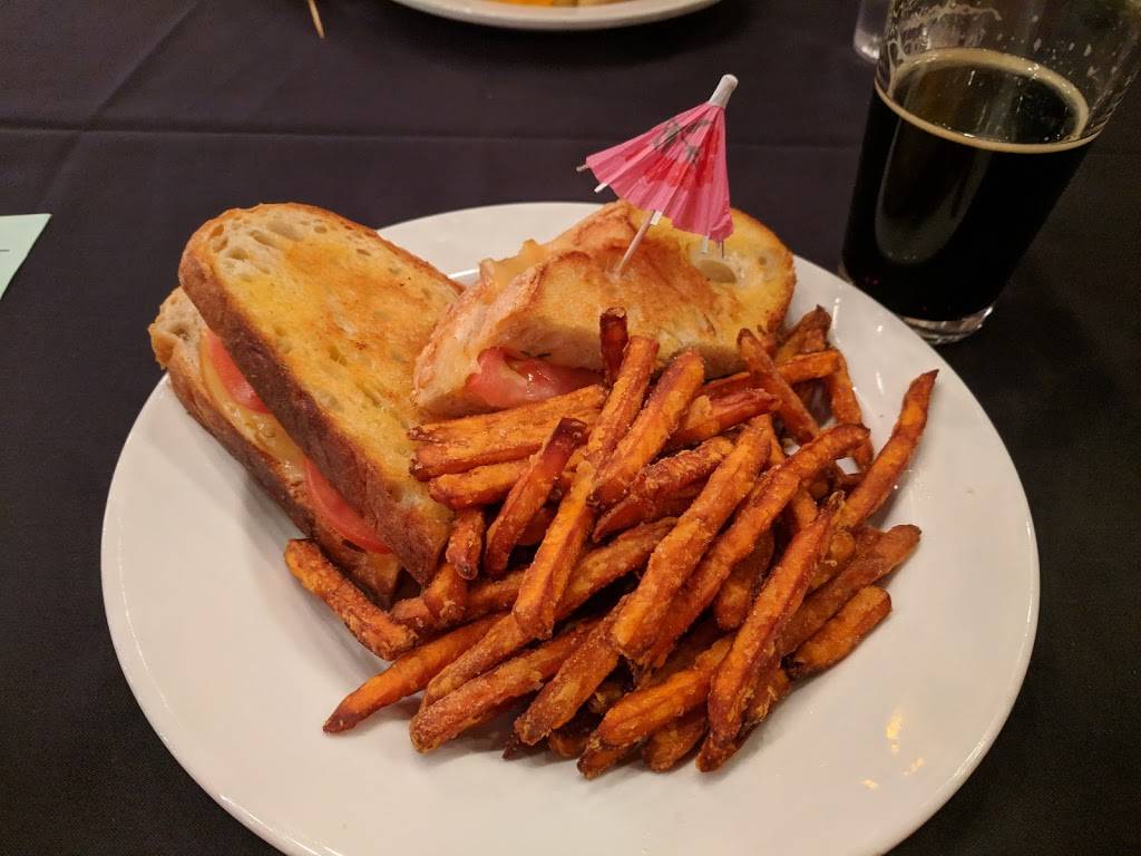 The Lockview | restaurant | 207 S Main St, Akron, OH 44308, USA | 3302525128 OR +1 330-252-5128